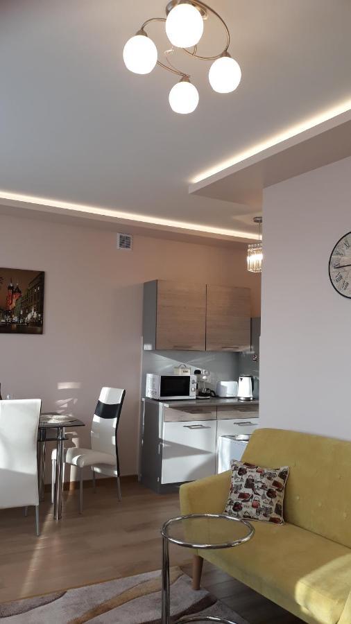 Piast Apartament Krakau Buitenkant foto