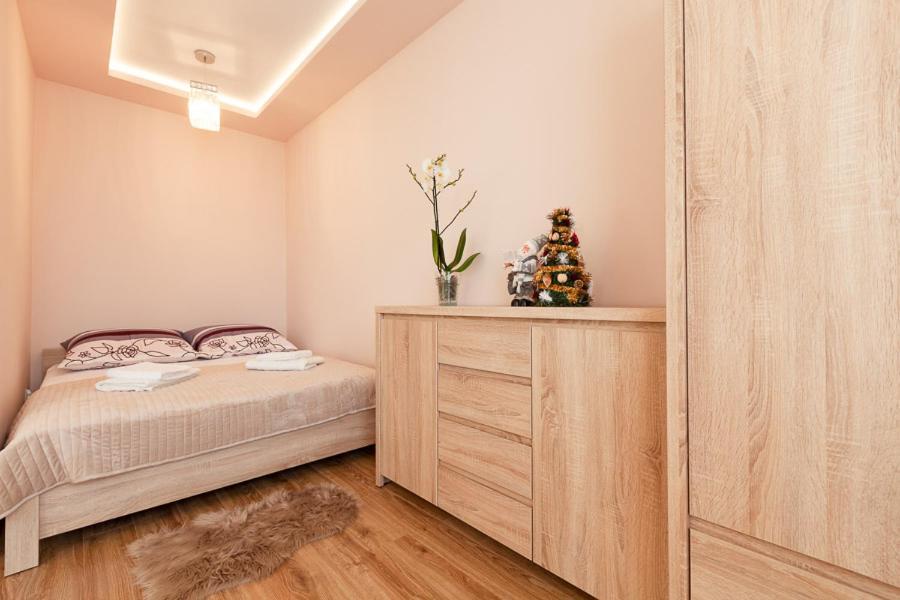Piast Apartament Krakau Buitenkant foto